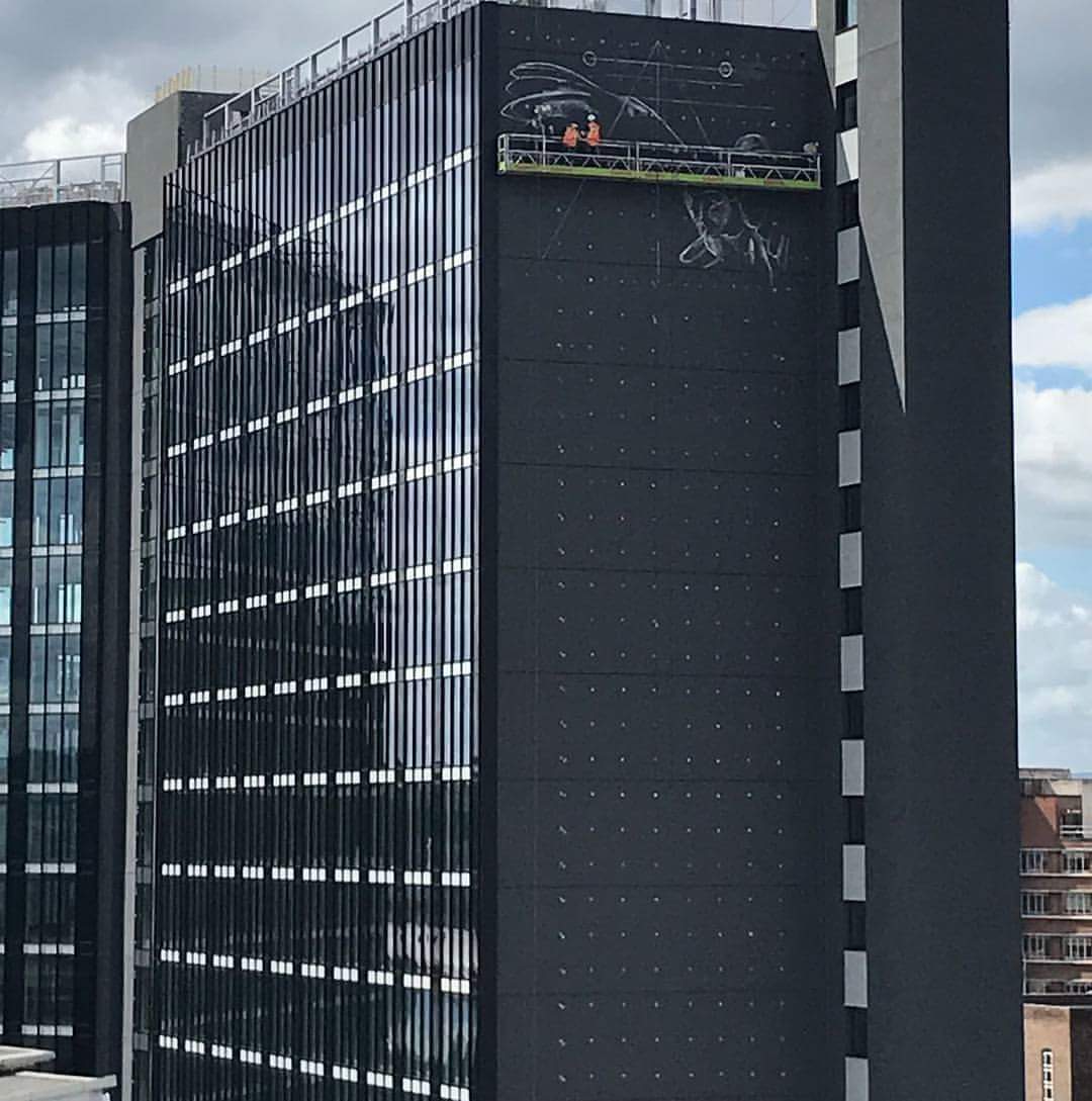 Nomad_clan's tweet photo. Starting out sketching our #citylessgrey wall uk tallest mural for @EastStreetArts @Bruntwood_UK @LeedsBID @leeds supported by @kobrapaint https://t.co/DXYxkw4rZ1