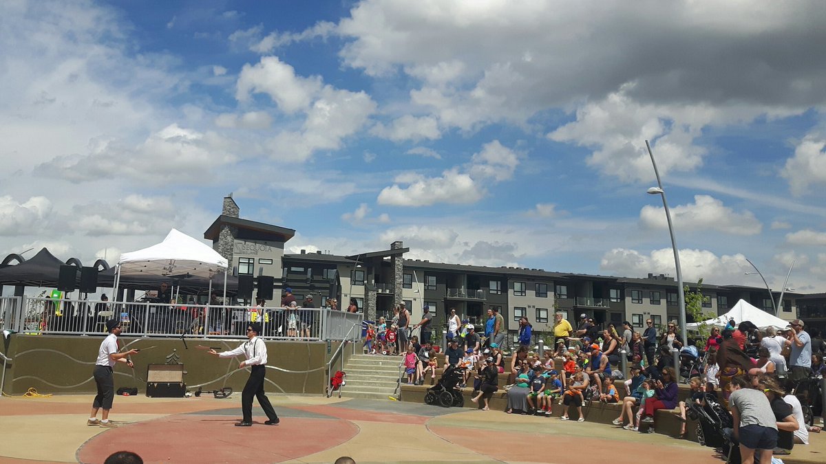 SaskatoonHBA's tweet photo. Awesome entertainment at the @cityofsaskatoon Evergreen Fair in the Square!  Come see our team at the @SaskatoonHBA booth until 3pm! https://t.co/UKEE7XL2tP