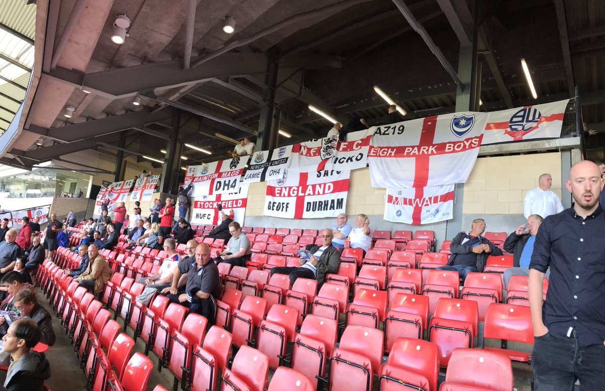 Like if you see your team's flag ❤️