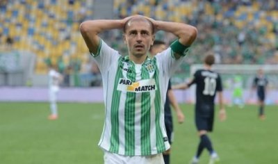 cibabigiris's tweet photo. Худобяк – лучший игрок Карпат в сезоне 2016/17

Полузащитник Карпат Игорь Худобьяк был призна...
#Европейскаяправда

https://t.co/Xh0xBHZrqL https://t.co/IkbcY5YRnb