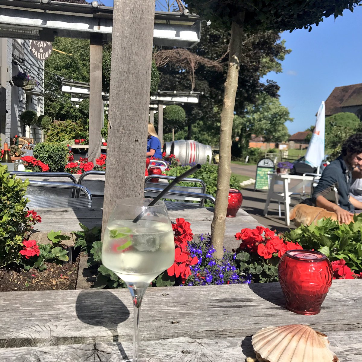 G&amp;T at the gorgeous <a href="/WoolpackKent/">The Woolpack Inn, Warehorne</a>. Such a beautiful pub, and love the planters in the middle of the tables