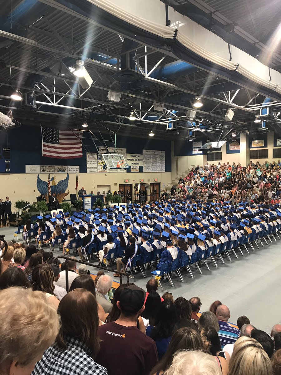KarenKhester's tweet photo. Congratulations McMichael graduates https://t.co/SL4hTp31CR