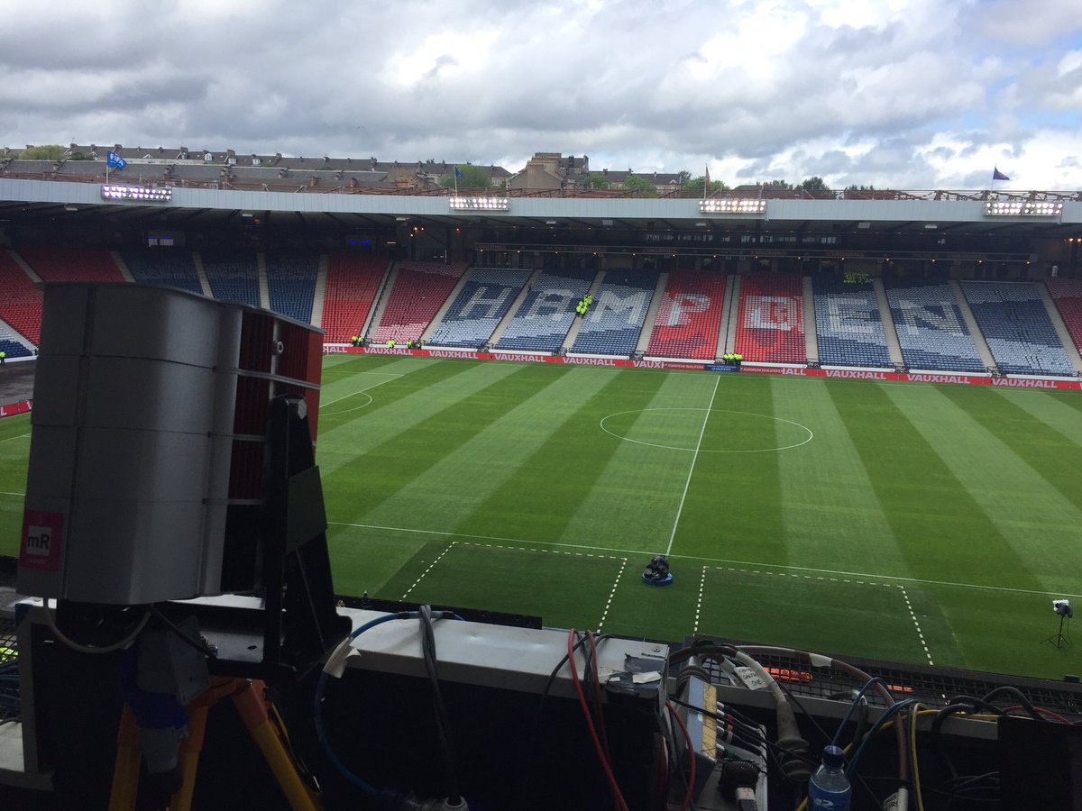 ChyronHegoSport's tweet photo. We are delighted to be working with @FA today covering #SCOENG #TracAb #CoachPaint https://t.co/3RmvJH9X54