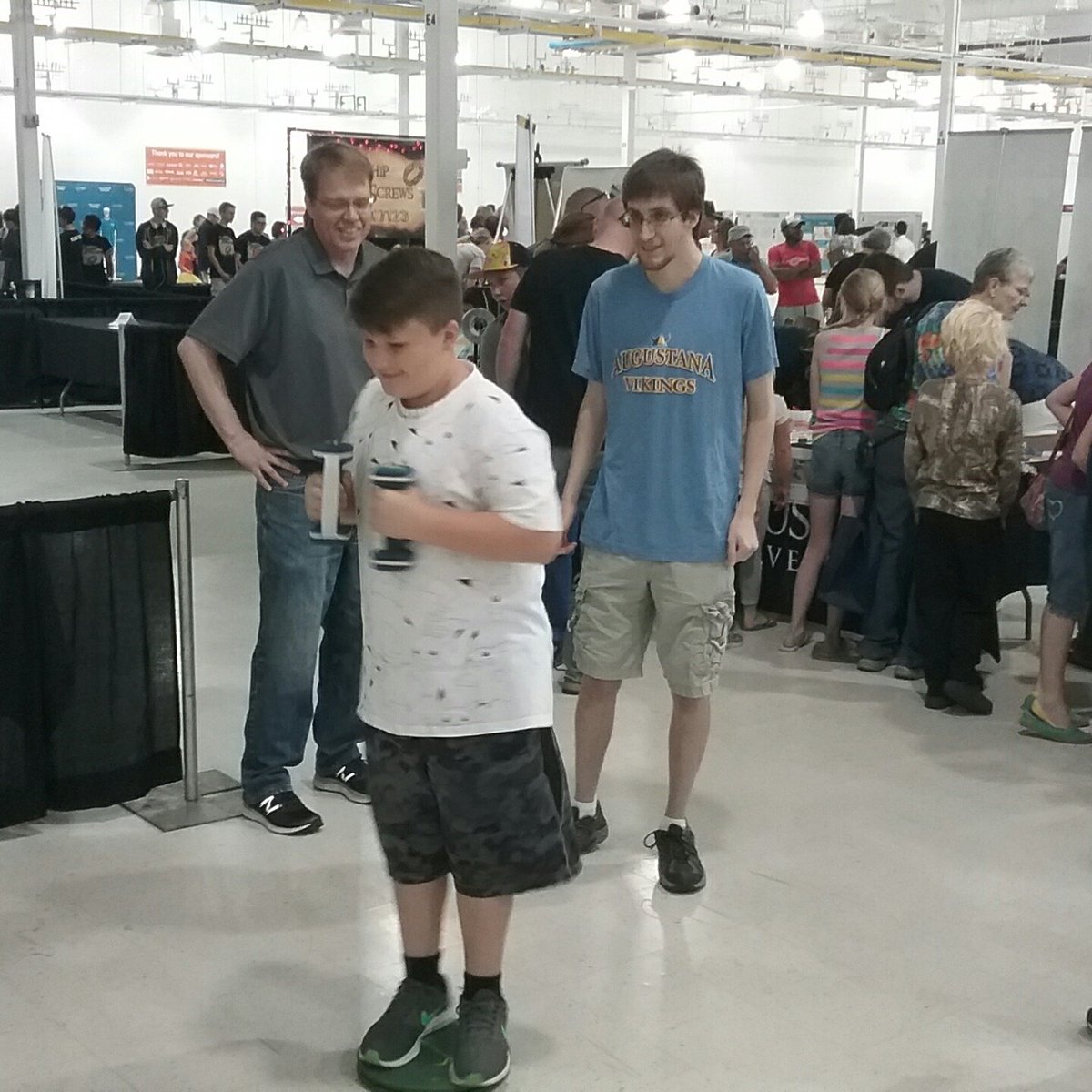 augiechem's tweet photo. #angularmomentum #SDScienceFest https://t.co/q7NjOEwQ2I