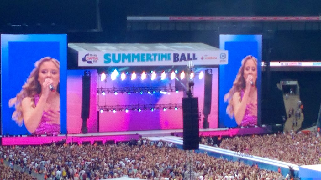 donovanpinto's tweet photo. #CapitalSTB LittleMixatCapitalSTB #ZaraLarsson https://t.co/oNG6oYvmSm