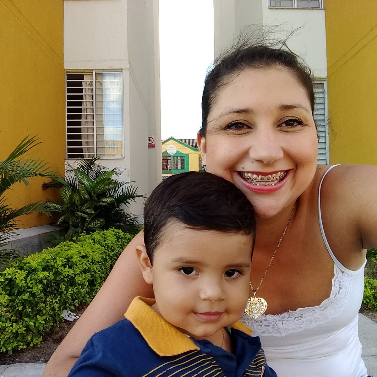 Luzk428's tweet photo. #NuevaFotoDePerfil https://t.co/0K45HW6Pyk