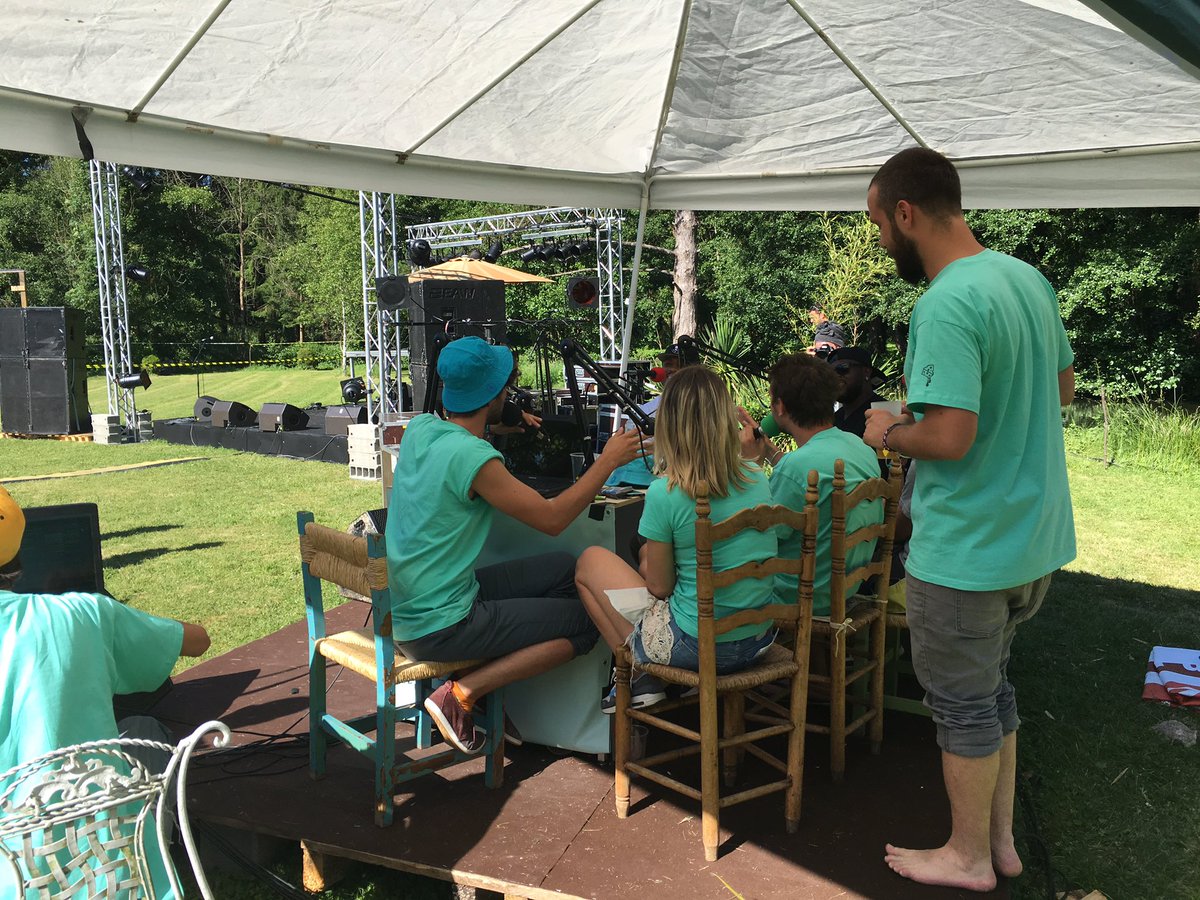 doubleneuf_'s tweet photo. L'ambiance monte au @99_festival ! Rejoignez-nous pour un weekend de chill et de hip hop ! https://t.co/EZXL8xwv3O