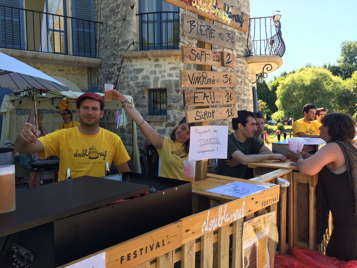 doubleneuf_'s tweet photo. L'ambiance monte au @99_festival ! Rejoignez-nous pour un weekend de chill et de hip hop ! https://t.co/EZXL8xwv3O