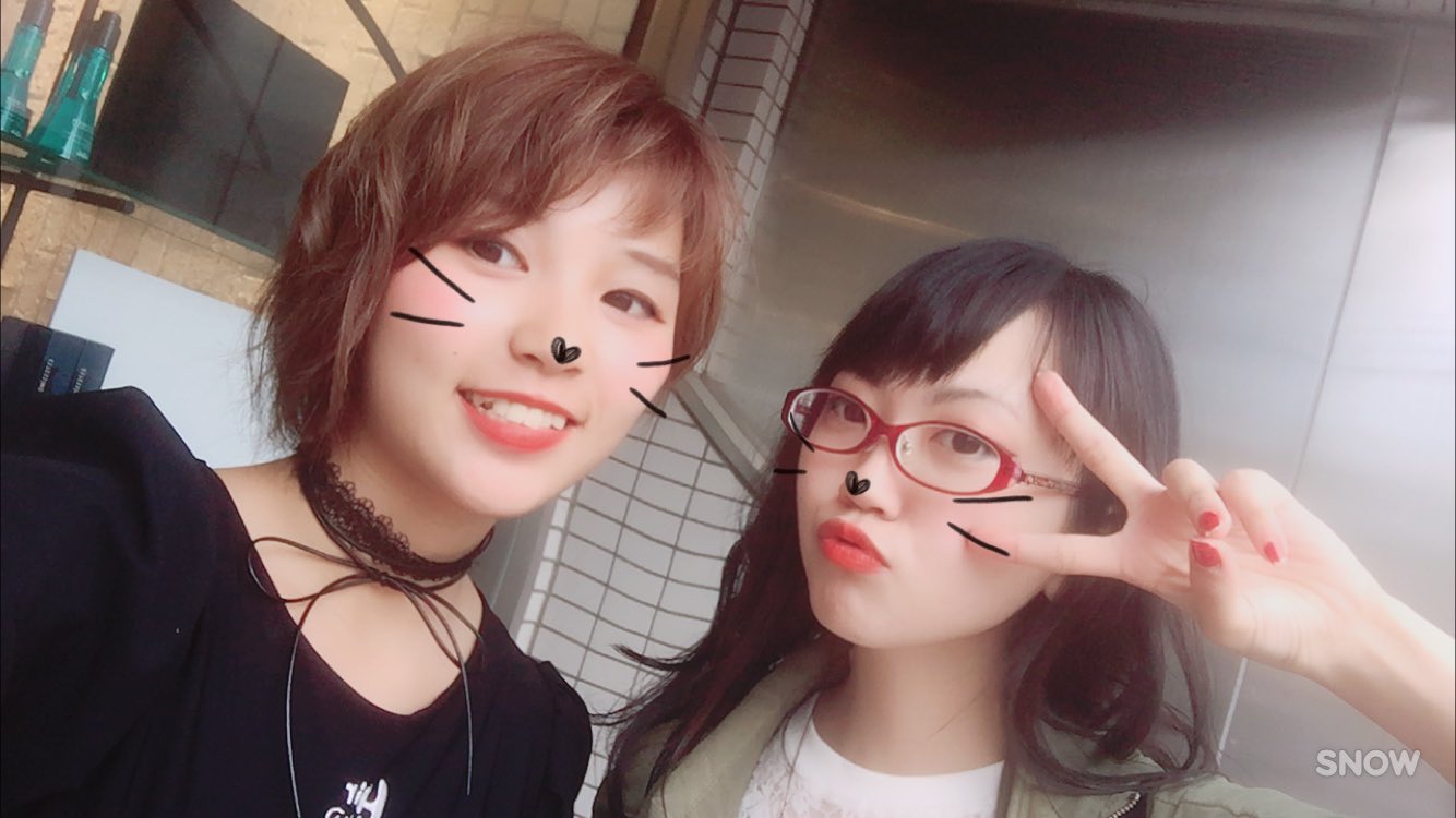 上田優香 今日はつのっち来てくれました カットとヘッドスパやってくれて 髪ツヤツヤ またきてね ただいまお客様大募集中 知り合いでも知り合いじゃなくても関係なし ヘアークリアー越谷pure店きてください