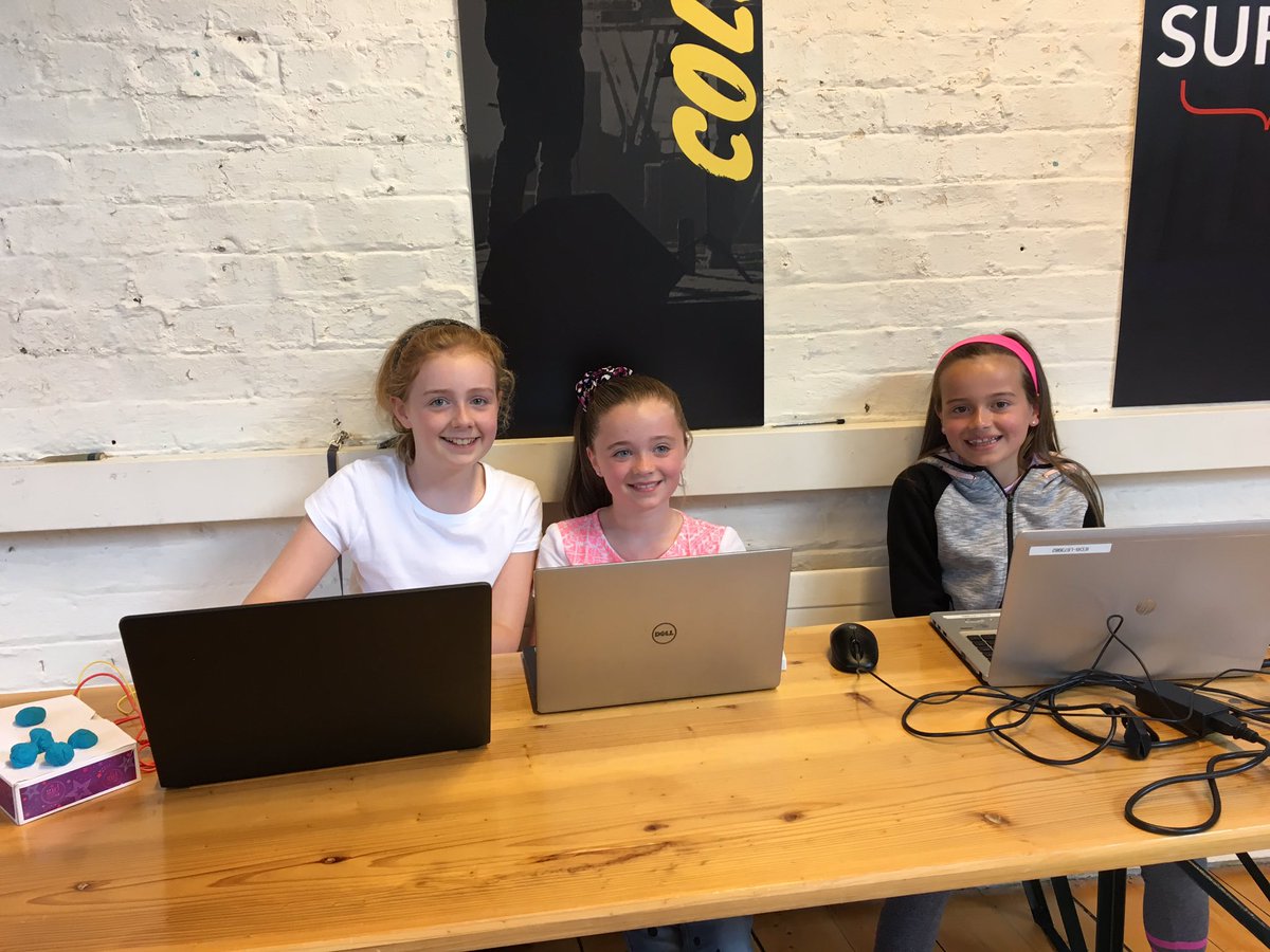 TotoroCoderdojo's tweet image. Last day of #CoderDojo and it&apos;s heads down for @coolestprojects. Thanks @WebSummit for hosting us and for bringing 🍕🍕🍕
