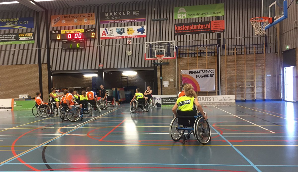 Clinic in volle gang, de eerste scores vallen!!