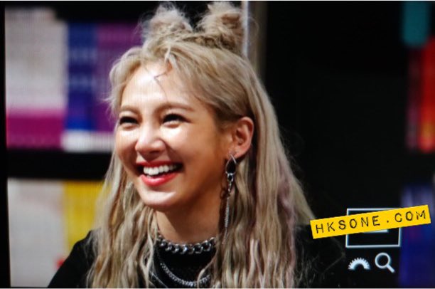 [PIC][10-06-2017]HyoYeon tham dự buổi Fansign đầu tiên cho “WANNA BE” vào hôm nay DB-IrtoU0AEMDMx