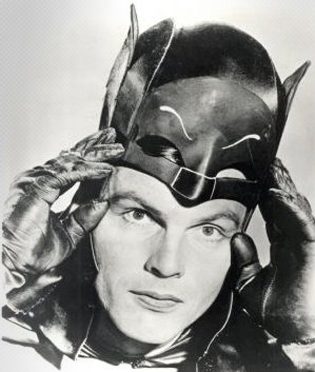 AcostaMzk's tweet photo. RIP Adam West #mibatman https://t.co/d4a2g60VKf