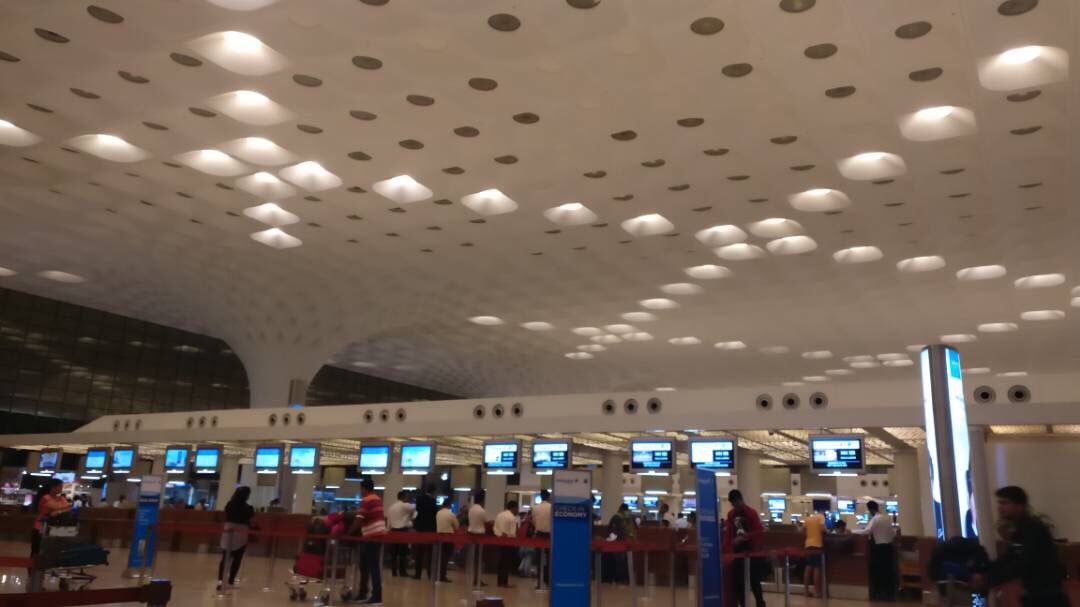 SpectacularInf0's tweet photo. Thailand Calling!!!
As I travel far and wide, I find uniqueness in every curve of the road.
Beautiful Mumbai Airport...
#travel#lovetotravel https://t.co/CiGvGJMzOT