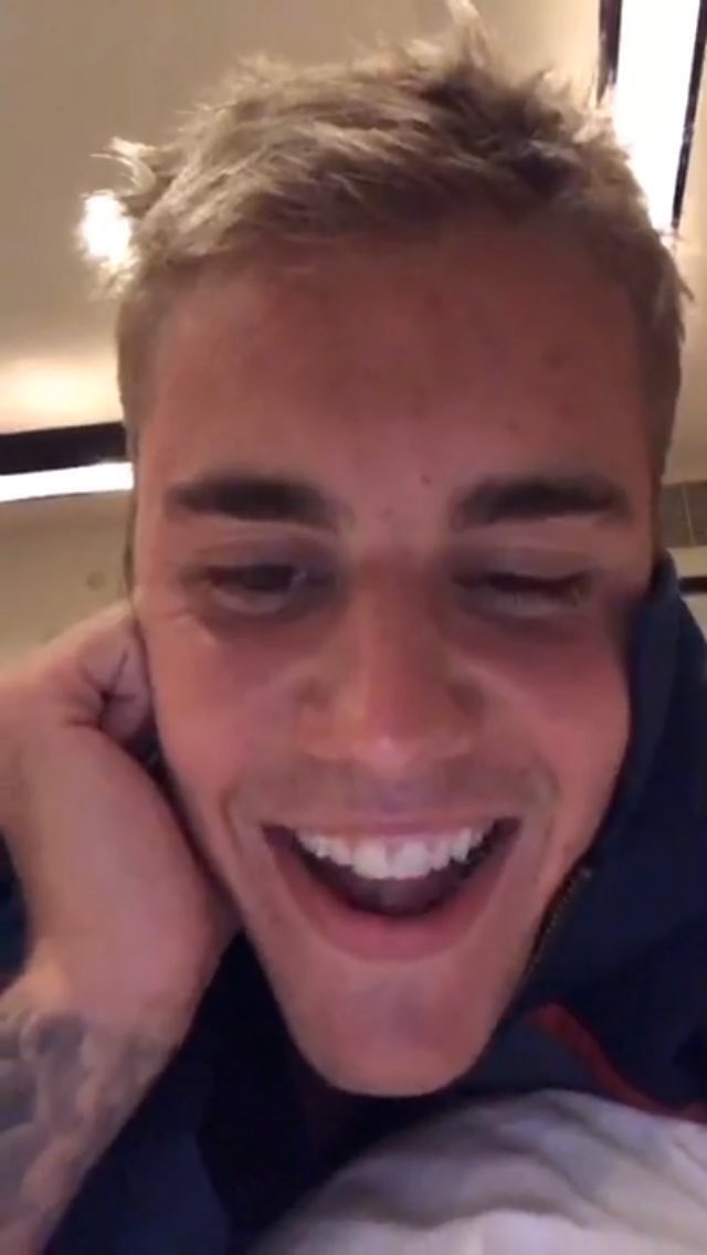 ProjectVoteJus's tweet image. MINHA CARA QUANDO EU VEJO TODO MUNDO VOTANDO:

RT=VOTO

#Justin4MMVA