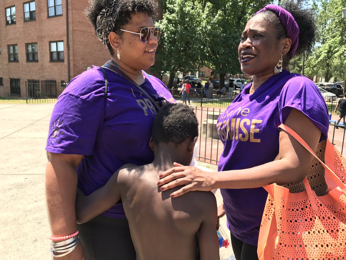 dcpni's tweet image. DCPNI ED @maryswhirl  and Akima are out in the community today enjoying the beautiful weather.