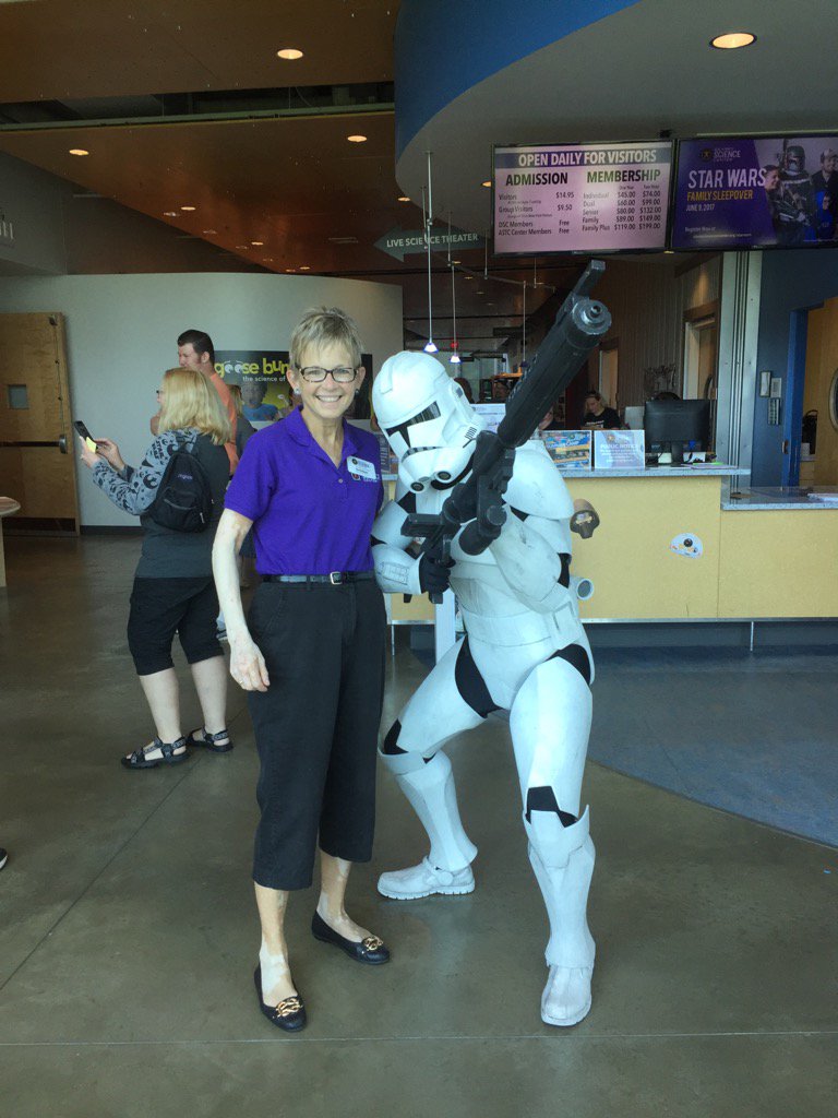 Lin Erickson tweet media