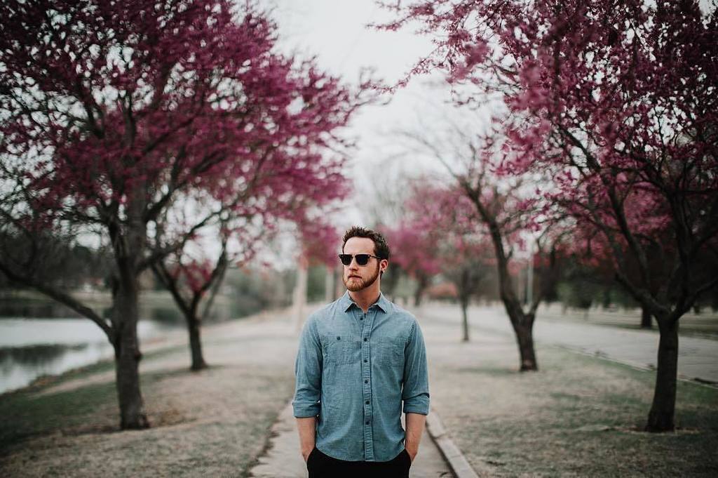 IGWichitans's tweet photo. Write a caption... #Repost @allieburnsphoto
・・・
Just extra grateful for this guy lately 💕🌸💕🌸💕
#portraitmood #goodm… https://t.co/5Vm76B9NTD https://t.co/Ot9uXdwvkP