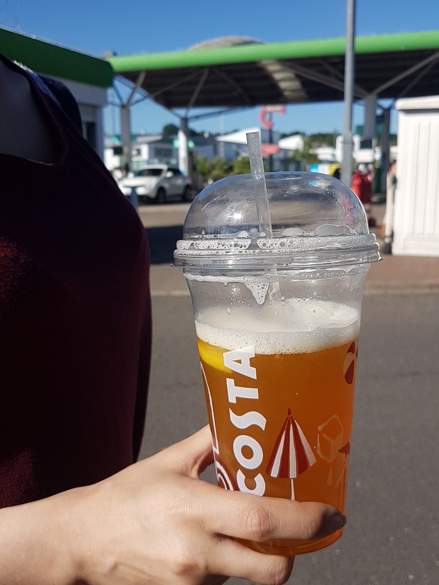 Love a warm <a href="/CostaCoffee/">Costa Coffee</a> peach iced tea, with no ice whatsoever on a hot day!☀ 🖓-_-