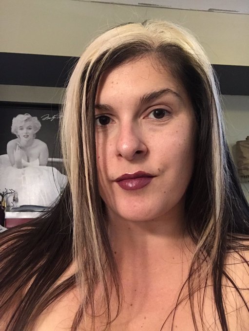 Love the refreshed hair! One process color, success!!! https://t.co/SS9crVJTcY