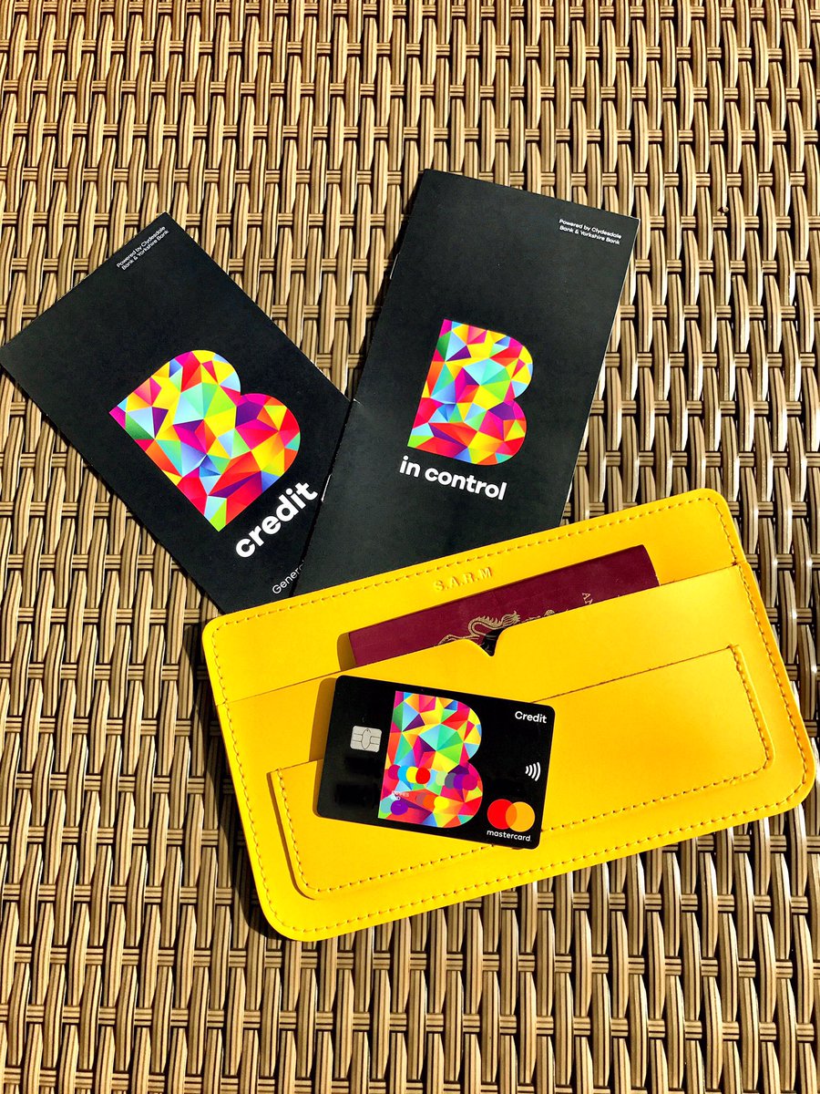 SteffMoir's tweet photo. When your beaut new card arrives so fast that you get to take it to Thailand with you! 🏝#NOforeignfees #TeamCB @clydesdalebank @HelloB https://t.co/I4hTNdJ2gf