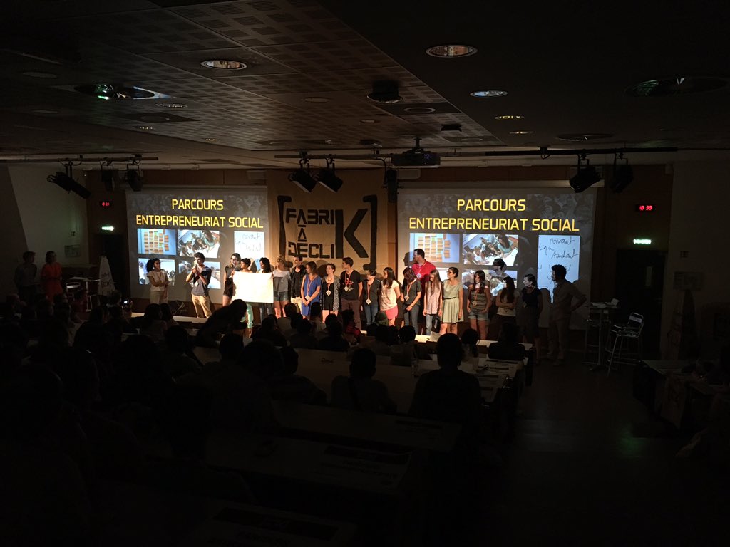 seb_hoo's tweet photo. Les futur(e)s #entrepreneurs sociaux sont ici! #FDK2017 https://t.co/D7XAIBWwXD