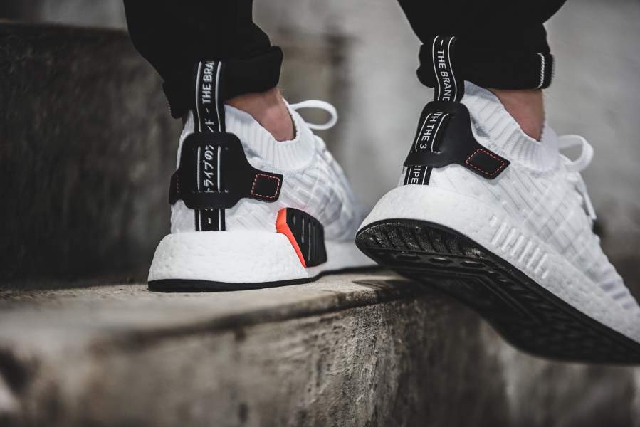 nmd r2 pk white