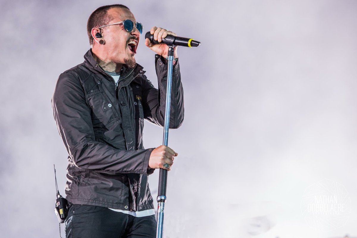 LPLive's tweet image. Linkin Park at Download Paris. Photos by Nathan Dobbelaere. #OneMoreLight #WeAreLPU #LP2017