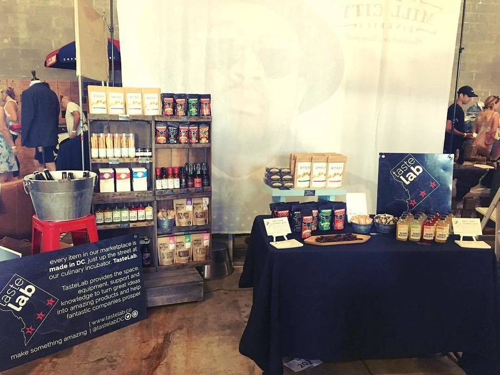 TasteLabDC's tweet photo. Come say hi and check out all the #locallymade goodness at @americanfield at @unionmarketdc this weekend! #madeind… https://t.co/H8Vjm0kOIN https://t.co/WxB0eYLWpB