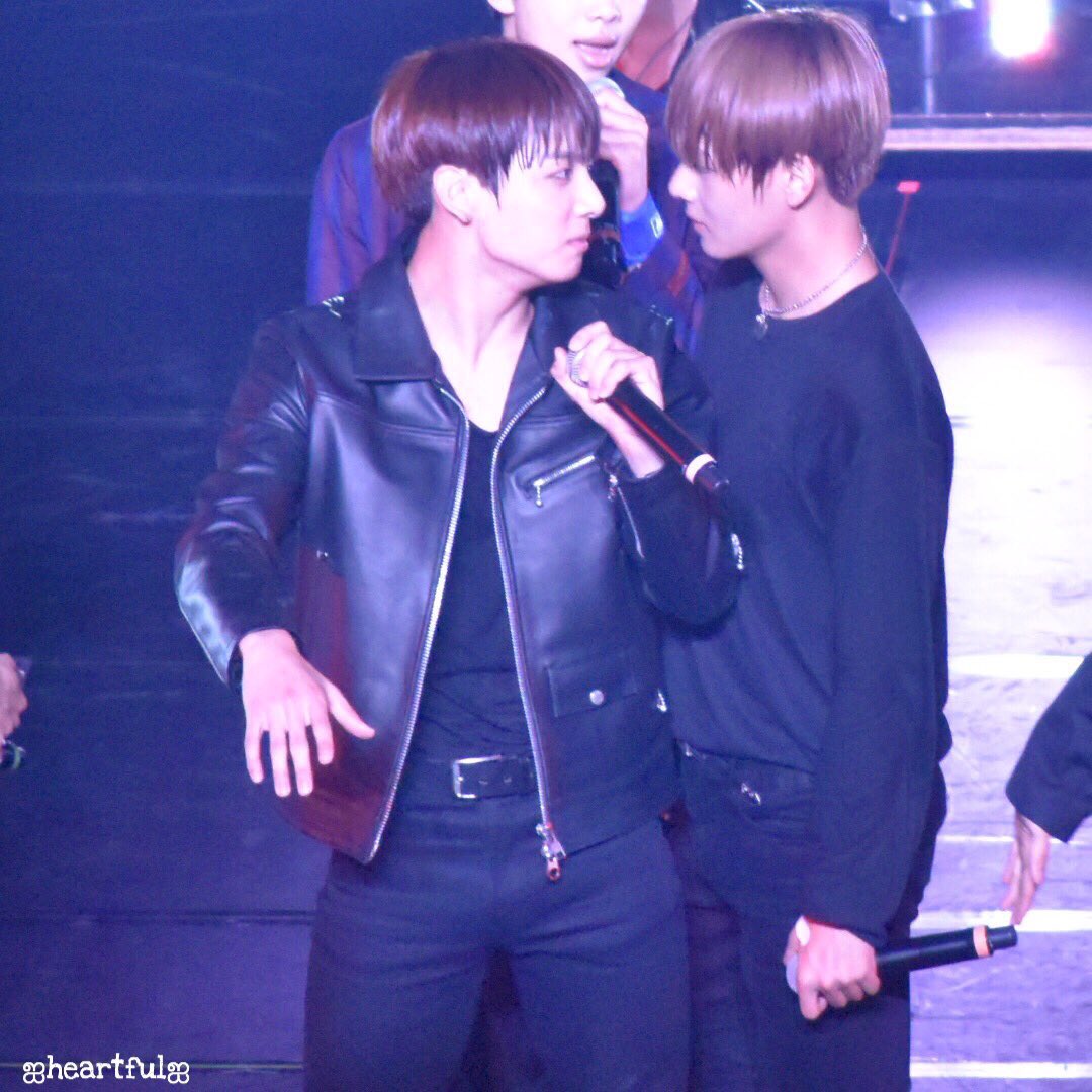 Taekook On Twitter Dont You Love It When They Just Teasingly 👀👀