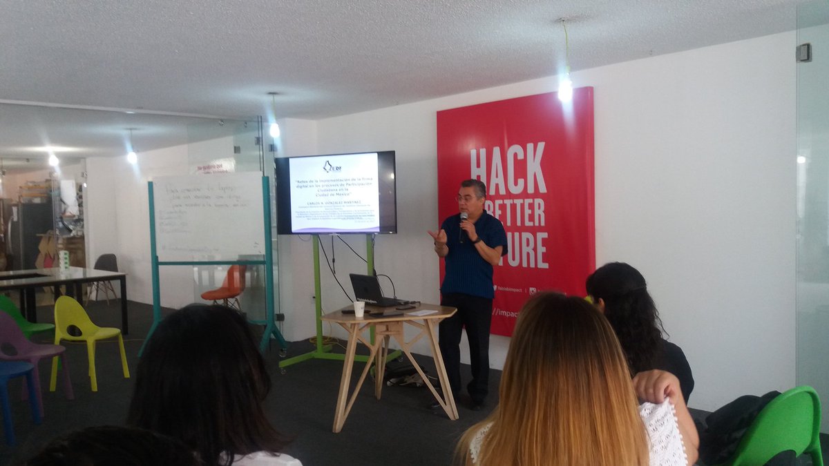 codeandocdmx's tweet image. La propuesta de la firma digital es viable con la reglamentación, menciona @CarlosCE_IEDF #HackatonDemocraciaDigital