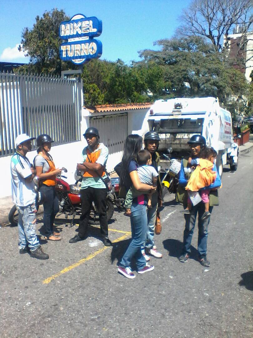clap_guacara tweet picture