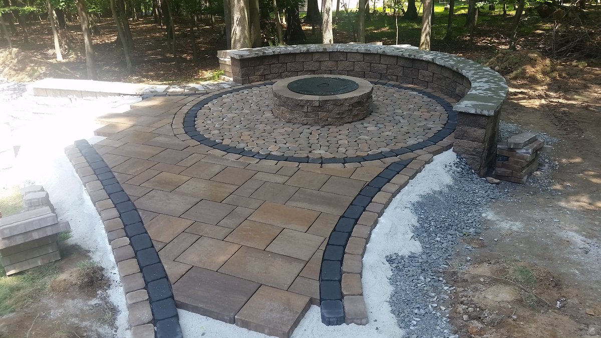 Bear Turf tweet media