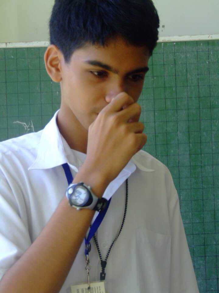 jaicabajar's tweet image. Mukha akong kahoy noong high school huhuhu 
#EvolutionIsReal