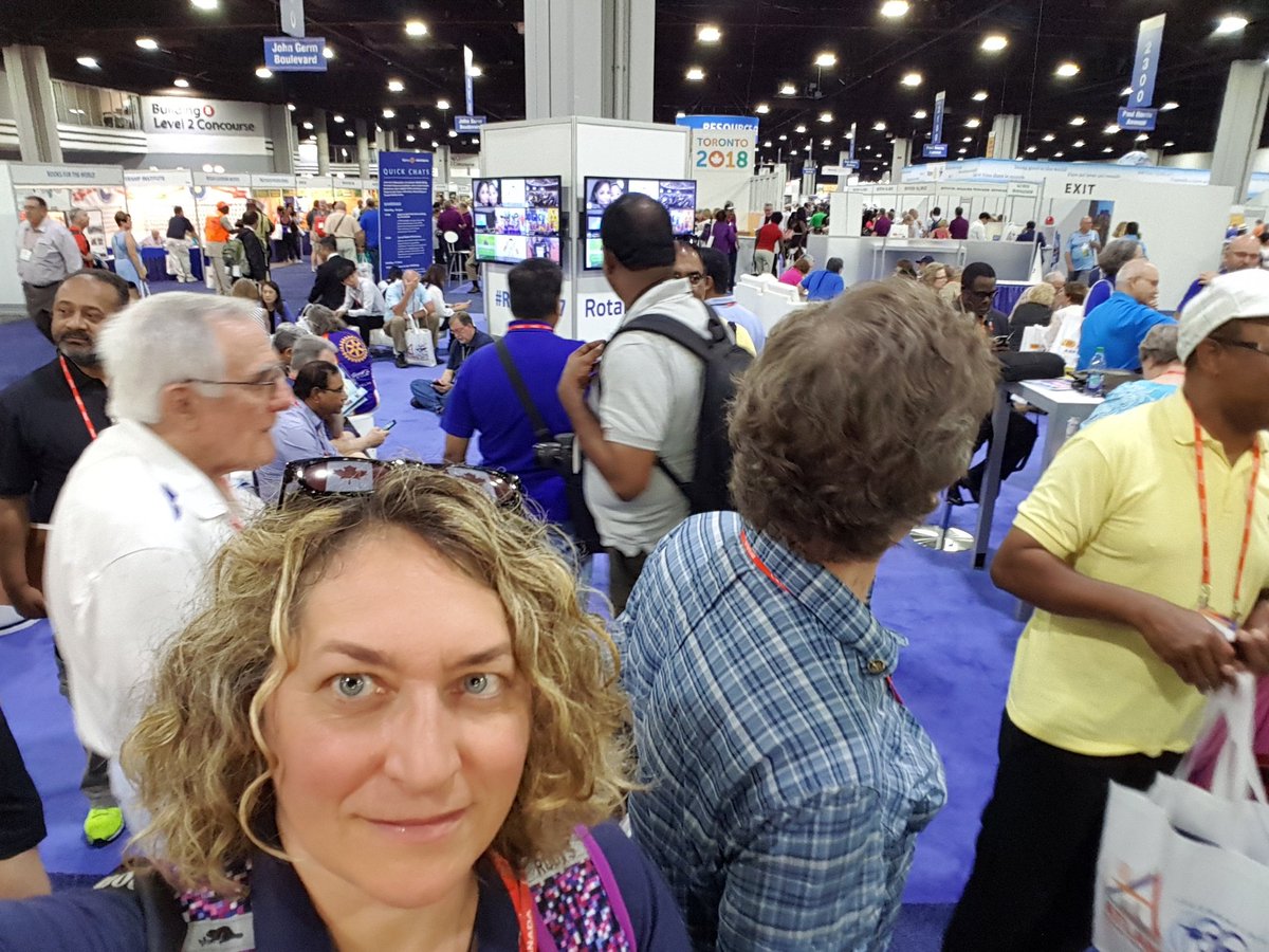 osteobydeanna's tweet photo. #Rotary17 enjoying all the booths in the House of Friendship https://t.co/ku55EwqCwN