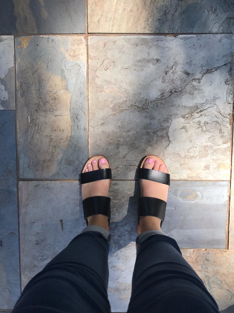 hannahzeldin's tweet photo. These beauties are my go-to for warm, summer weather! ☀️ #shoegame https://t.co/woQakMcAdG