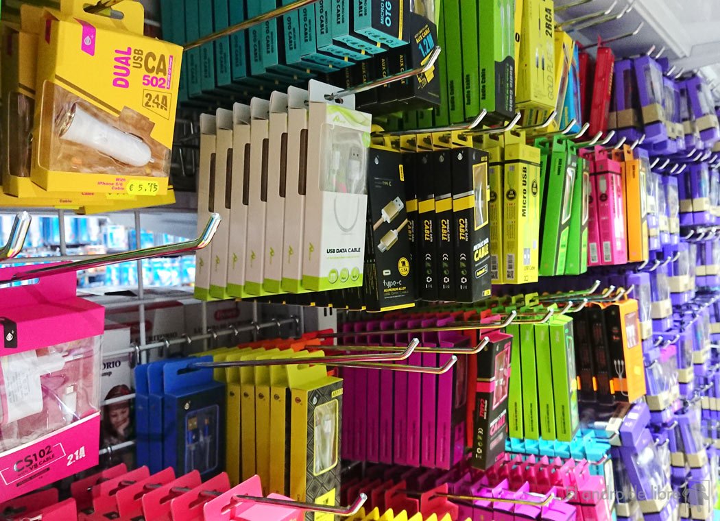 pixeloscanal's tweet image. #Accesorios_Android #Accesorios_para_móviles #Ofertas_y_promociones Cosas inútiles que necesitas 21: ¿otra vez… dlvr.it/PLH6QK