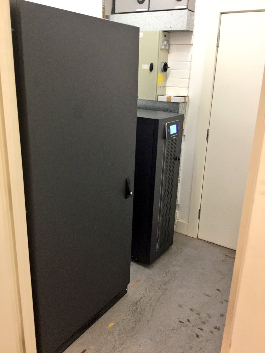 BCL_Jason's tweet photo. #upgrade @riello_ups_uk #MultiSentry Job done. Happy customer. #ups https://t.co/8KEjkSfHeb