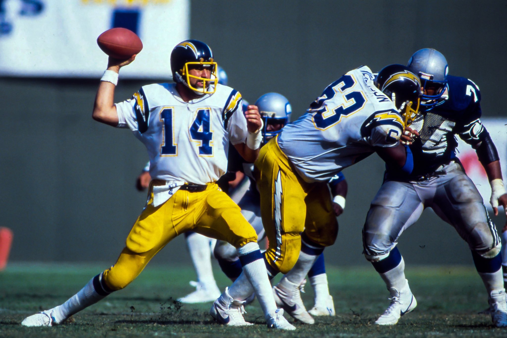 Happy Birthday to my last childhood hero, HOFer Dan Fouts of the \"San Diego\" Chargers.  