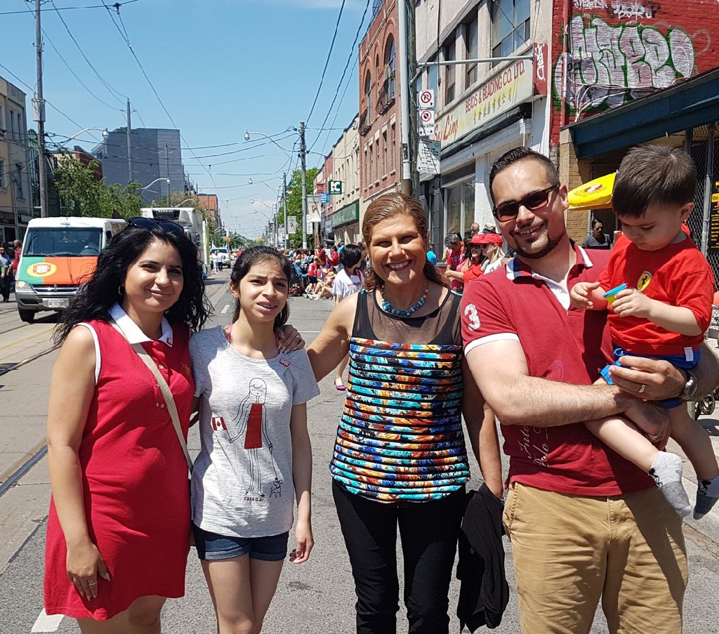 Laura_Albanese's tweet photo. Beautiful day for #PortugalDay Parade put on by @ACAPO_ca #PortugalWeek2017 #vivaportugal #YSW https://t.co/n8CWQPtiXX