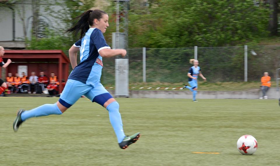 bpfotboll's tweet photo. Seger i seriefinalen - BP upp i serieledning  https://t.co/Na5zciWUeC #IFBP #BPDam https://t.co/Ki7auRvZaM