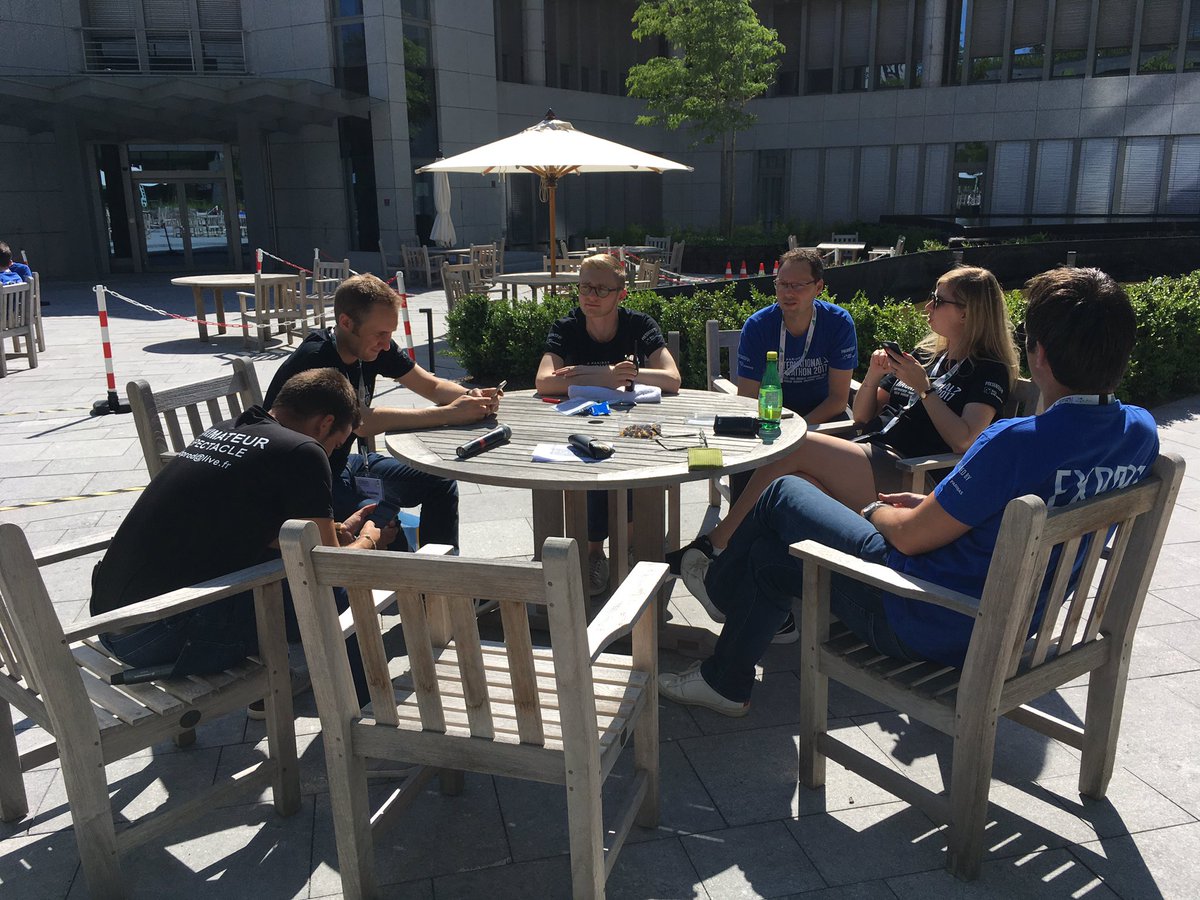 Sunfun Masa Sandalye