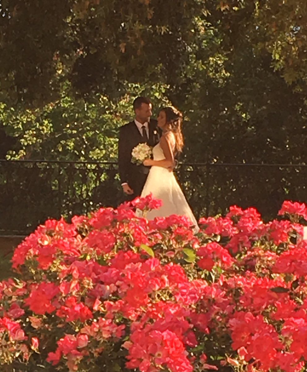 lemascherevilla's tweet photo. Love is in the air! Congratulazioni a Valentina&amp;Andrea per il loro #matrimonio! LOVEly #wedding atmosphere @UNAHotels @ata_hotels @GLNLCU https://t.co/yPgwlTDEgm