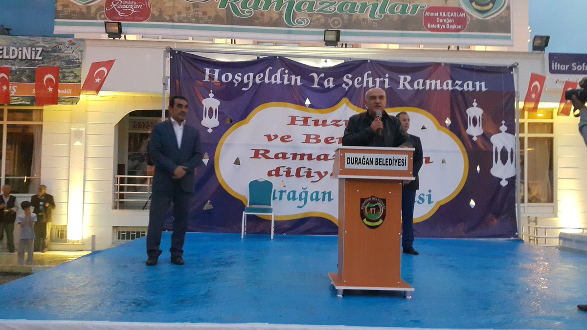 Vali Hasan İpek,Durağan Belediye Başkanlığınca düzenlenen iftar programına katıldı.