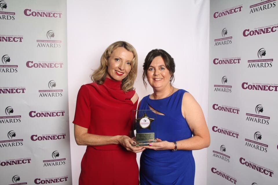 orladiffily's tweet photo. @CaherciveenCU delighted to present Elma Shine, CEO @connect_kerry Marketing Award. Congratulations ⭐️ #ConnectKY17 https://t.co/WPaBCO8fkd