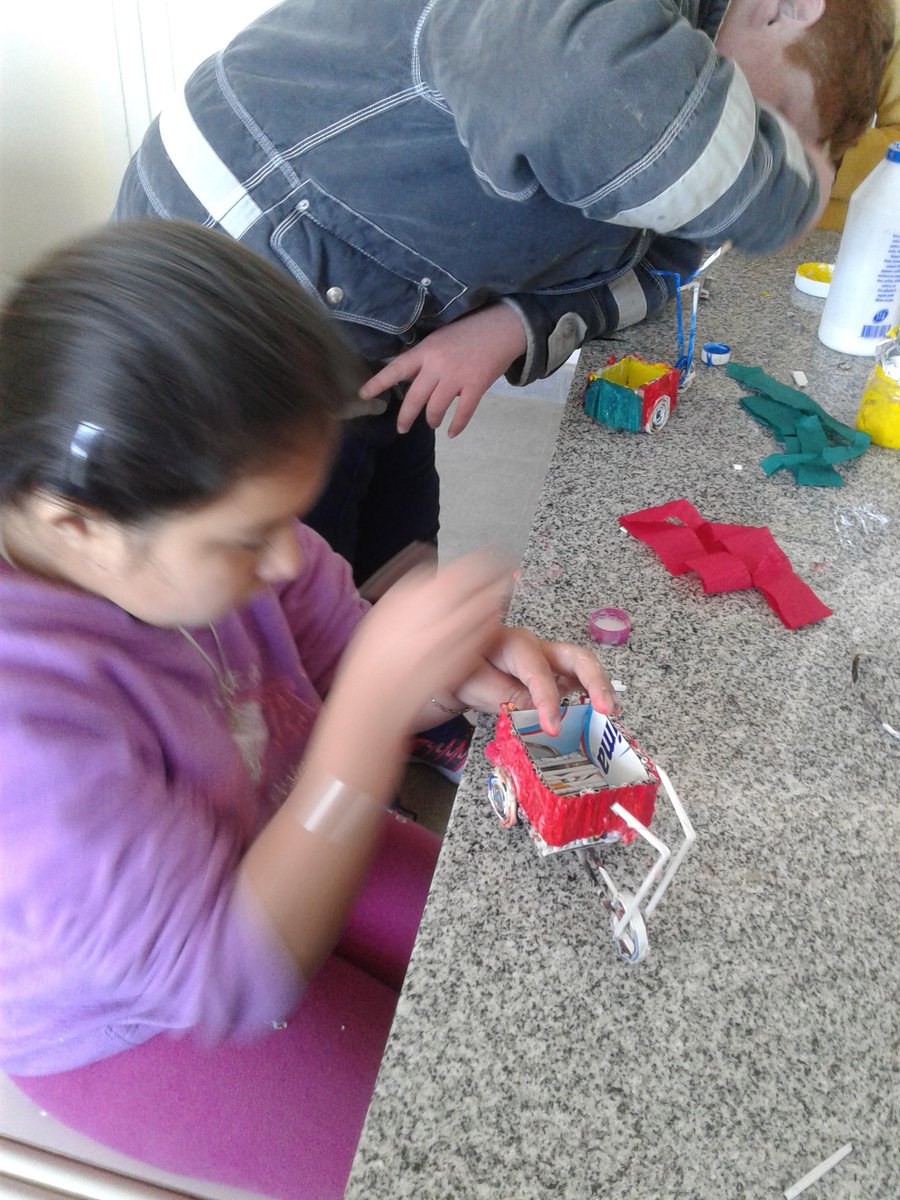 angelicasosa006's tweet photo. Taller de Arte Escuelas Abiertas San José de los Cerrillos .@fguillesaavedra https://t.co/thlKxRn9oL