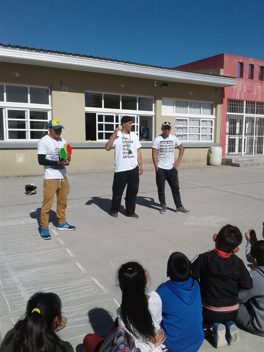 angelicasosa006's tweet photo. Charla de Educación Vial a cargo de los Profes de deporte. Escuelas Abiertas San José de los Cerrillos. https://t.co/WTq2IIl6dY