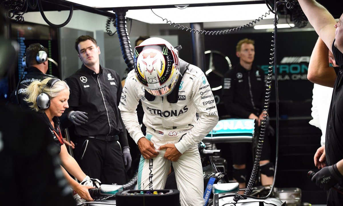 Images_F1's tweet photo. Hamilton right now. https://t.co/XuhKvXWFlU