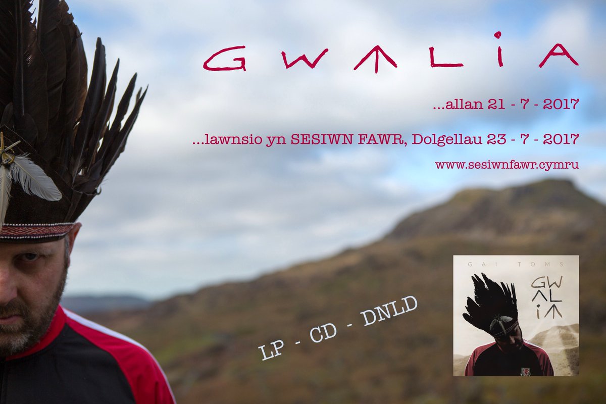gaitoms's tweet photo. Lawnsio'r albwm yn @SesiwnFawr / Album launch at Sesiwn Fawr, Dolgellau. #dewch #gwalia #hau https://t.co/IY3oyRMzJx