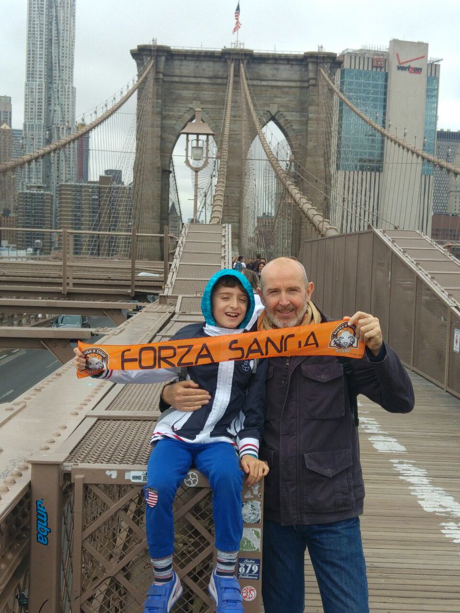 sangabasket08's tweet photo. Forza Sanga dagli States .... 🔶 #ForzaSanga 🔶 https://t.co/9hcbdUDgCI